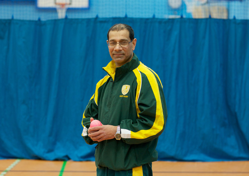 Photo of Councillor Arif Hussain