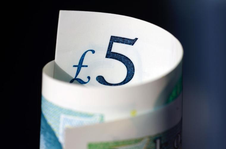 A five pound note 